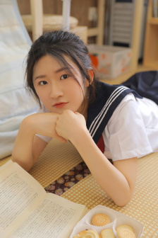 图书馆的女朋友免费观看